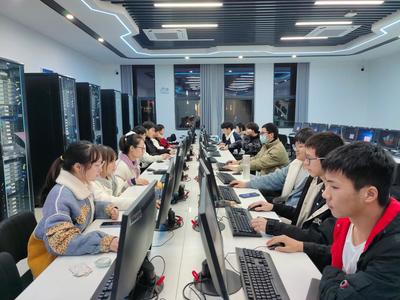 培養(yǎng)ICT工程師，基地建設(shè)向縱深推進——我校華為HCIA-Datacom認證培訓(xùn)考試圓滿結(jié)束